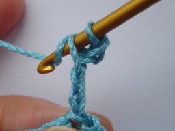 �s�R�b�g�҂݂S