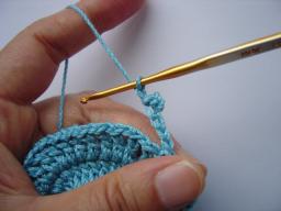 �s�R�b�g�҂݂U